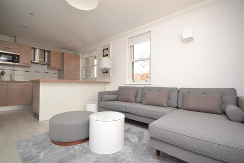 1 bedroom apartment to rent, Northcote Road, St Margarets