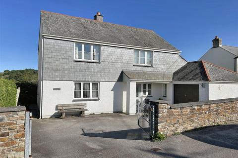 4 bedroom detached house for sale, Probus