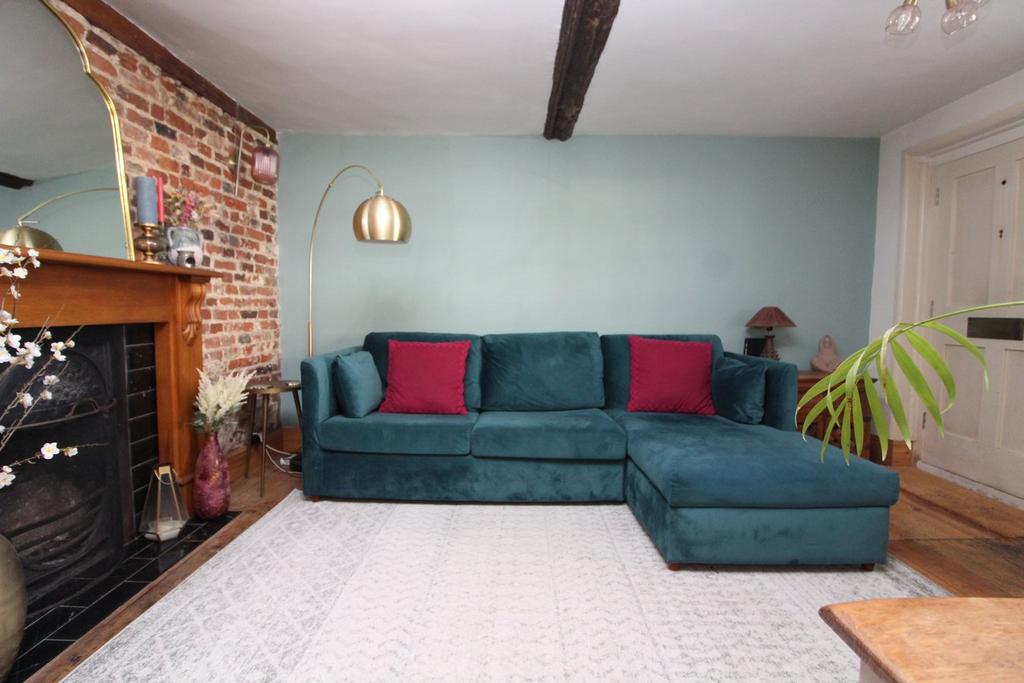 Whitehorse Street, Baldock, SG7 2 bed terraced house for sale £325,000