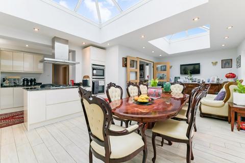 39 Lansdowne Road, Epsom, KT19 9QJ