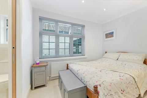 39 Lansdowne Road, Epsom, KT19 9QJ