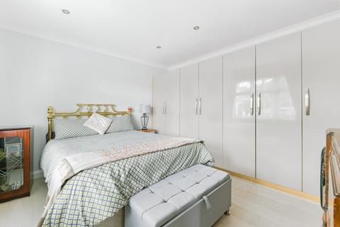 39 Lansdowne Road, Epsom, KT19 9QJ