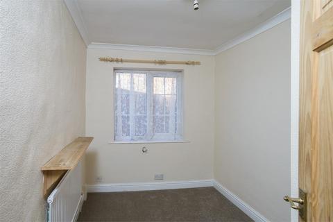 2 bedroom cottage to rent, Northside, Patrington