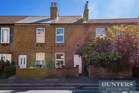 3 bedroom terraced house for sale, Hanworth Road, TW3