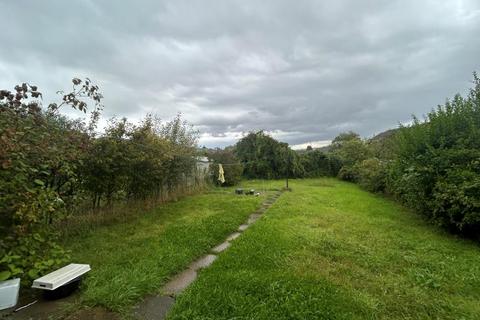 undefined, The Oval, Guildford GU2