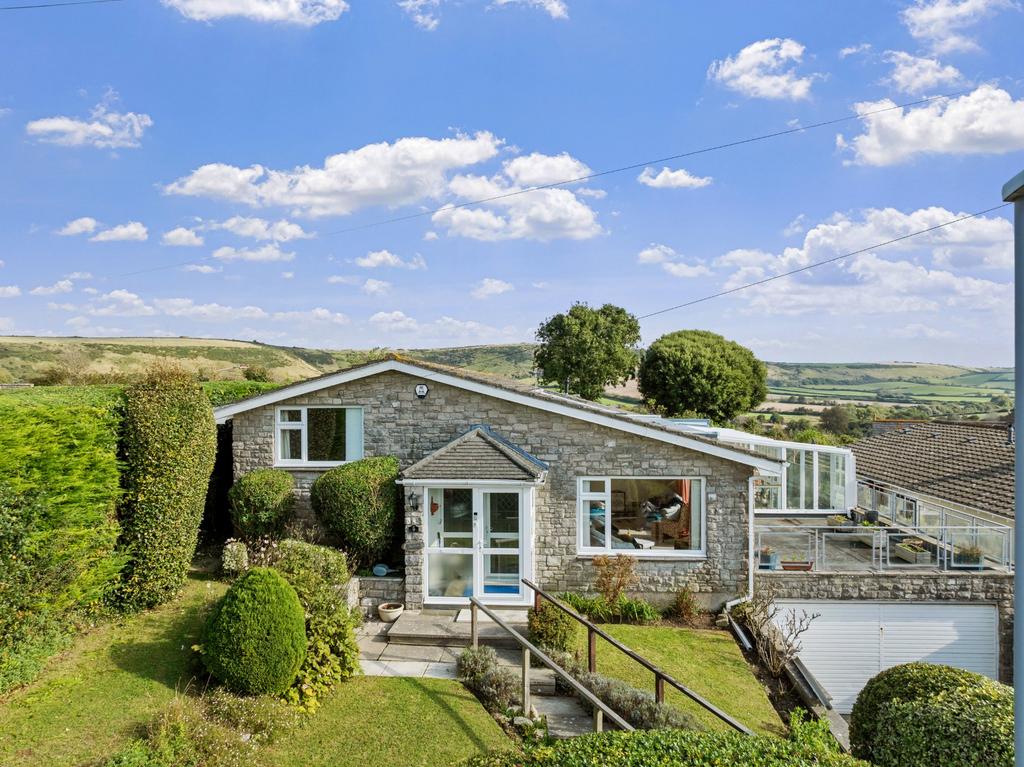 Preston, Dorset 4 bed detached house for sale £850,000