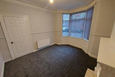 3 bedroom terraced house to rent, Grove Street, Stockton-on-tees TS18