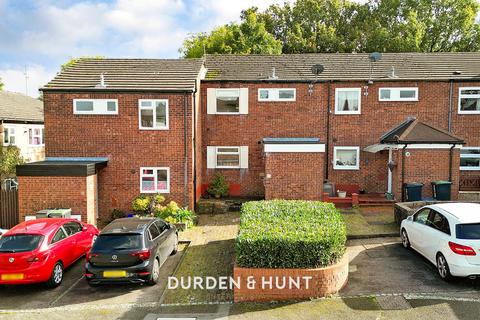 2 bedroom terraced house for sale, Austen Close, Loughton, IG10