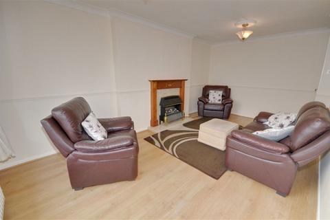 2 bedroom bungalow to rent, Dane Avenue, Thorpe Willoughby, YO8