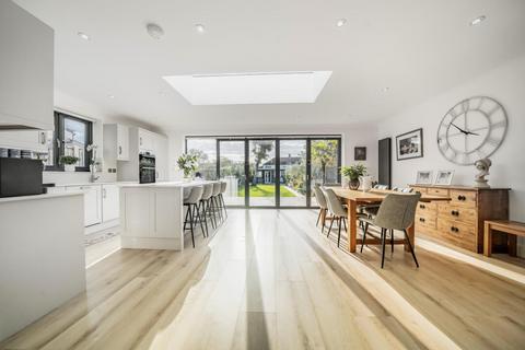 62 Camborne Road, Morden, SM4 4JJ