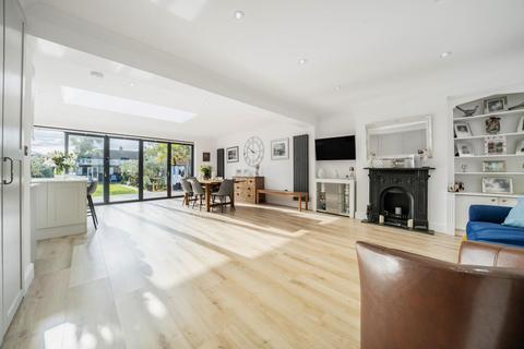 62 Camborne Road, Morden, SM4 4JJ