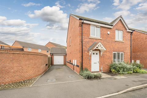 4 bedroom detached house for sale, Field Sidings Way, Kingswinford, DY6 7AZ