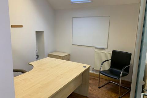 Serviced office to rent, First Floor, 4 Knights Yard, Oakham, LE15 6AQ