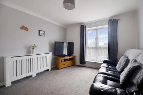 1 bedroom apartment for sale, at Lowden Road, Southall, Southall UB1