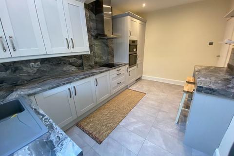 3 bedroom semi-detached house for sale, Gaddum Road, Didsbury