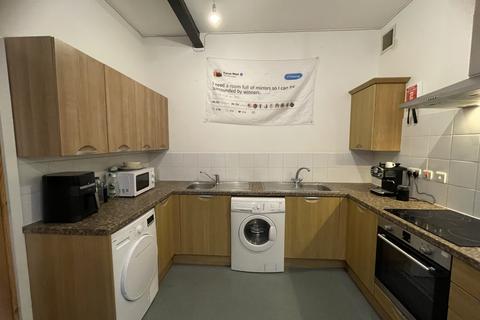 6 bedroom terraced house to rent, Flat 4 1 Barker Gate, Nottingham, Nottinghamshire, NG1