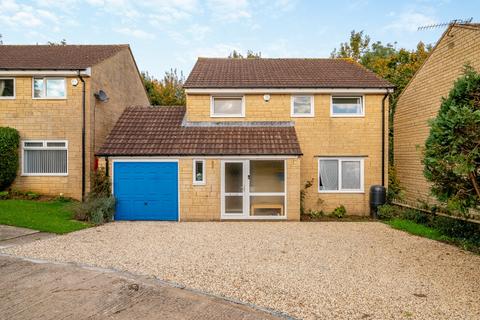 4 bedroom detached house for sale, Stratton Heights, Cirencester, Gloucestershire, GL7