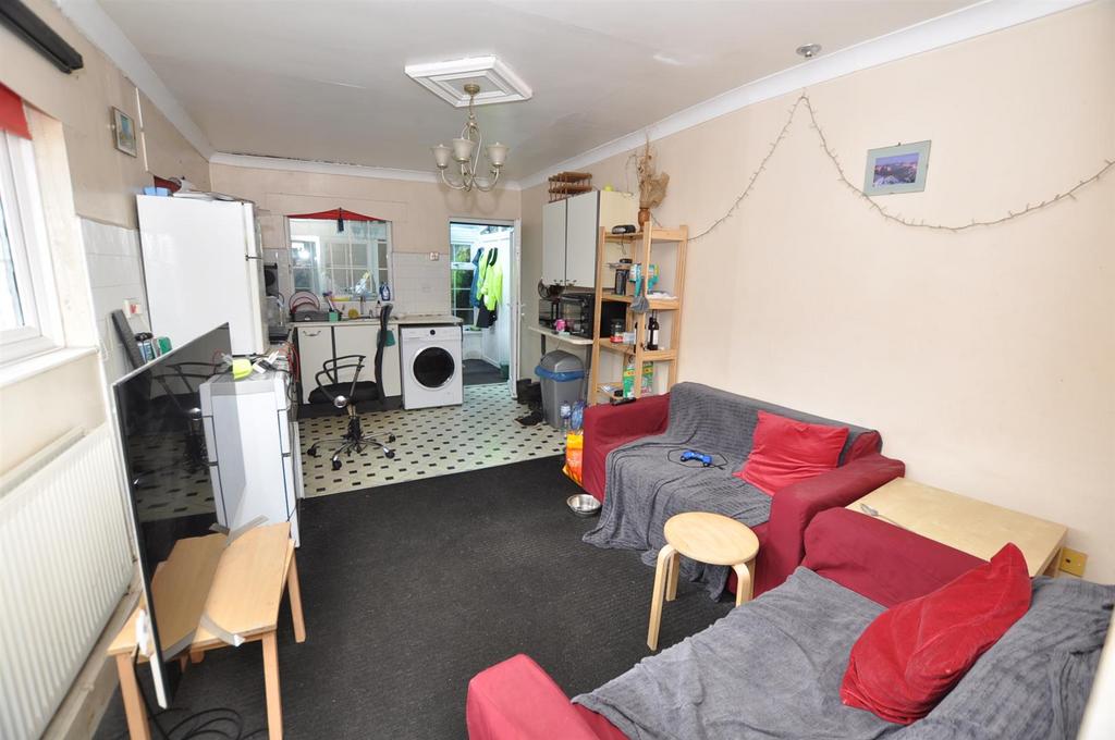 Kitchen breakfast room