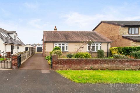 2 bedroom detached bungalow for sale, Kendal Drive, Castleford WF10