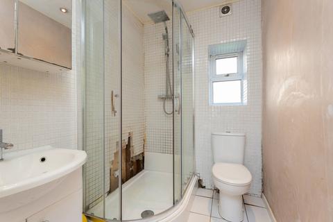 25 Ancrum Road, Dundee, DD2 2HX