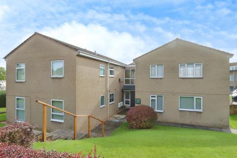 2 bedroom flat for sale, St Lukes Court, St. Johns Road, Newbold, Chesterfield, S41 8PU