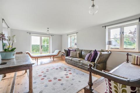 4 bedroom detached house for sale, The Street, Canterbury CT3