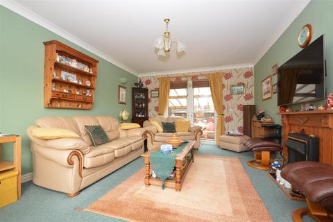 3 bedroom detached house for sale, HAYLANDS, RYDE