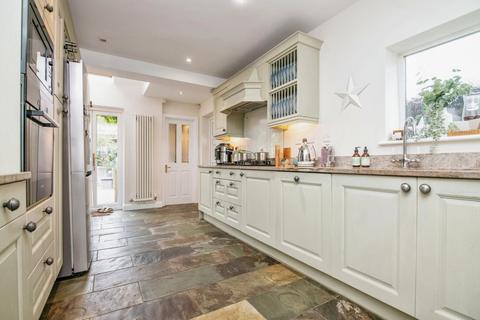 30 Blackford Road, Shirley, Solihull, B90 4BT
