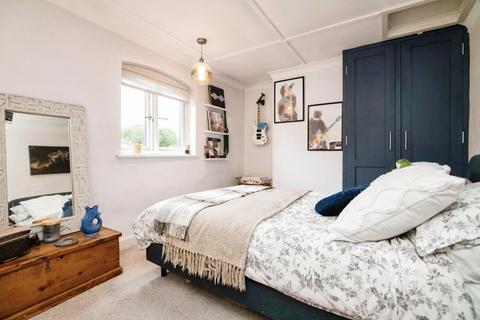 30 Blackford Road, Shirley, Solihull, B90 4BT