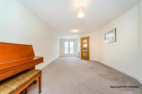 1 bedroom flat for sale, Greenwood Grove West, Newton Mearns