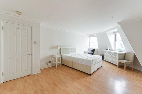 2 bedroom flat to rent, Drayton Gardens, Chelsea, London, SW10