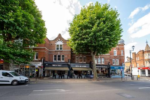 7b Brighton Road, Surbiton, KT6 5LX