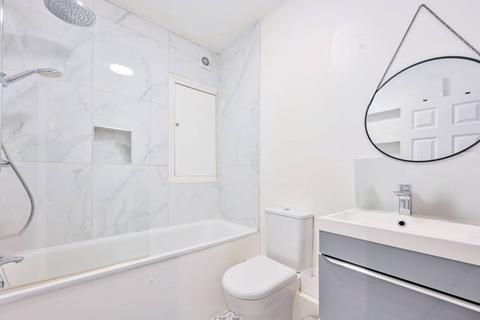7b Brighton Road, Surbiton, KT6 5LX