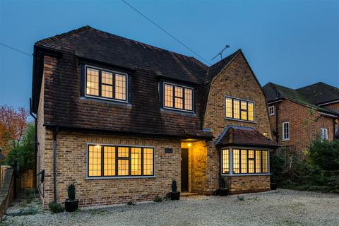 5 bedroom detached house for sale, Ridgeway Close, Leatherhead KT22