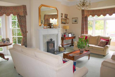 Hillborne House Brigg Road, Wrawby, Brigg, DN20 8RQ