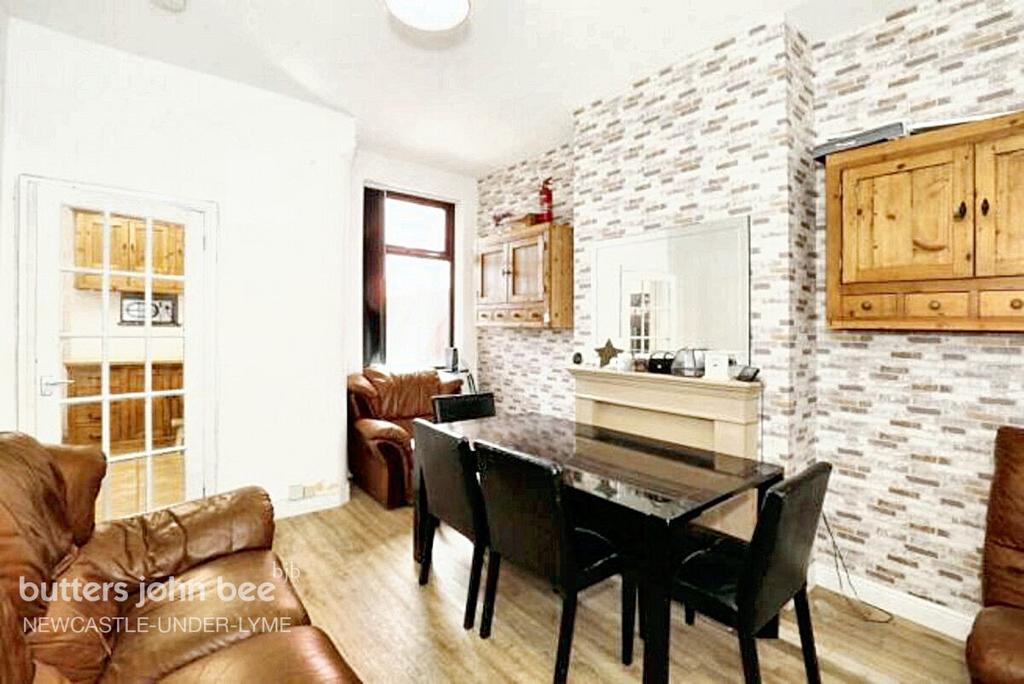 London Road, Newcastle 4 bed terraced house for sale £144,000