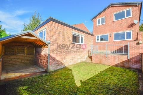 3 bedroom detached house for sale, Hollybank Drive, Sheffield, S12