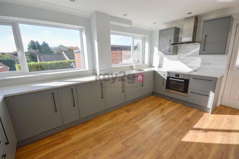 3 bedroom detached house for sale, Hollybank Drive, Sheffield, S12