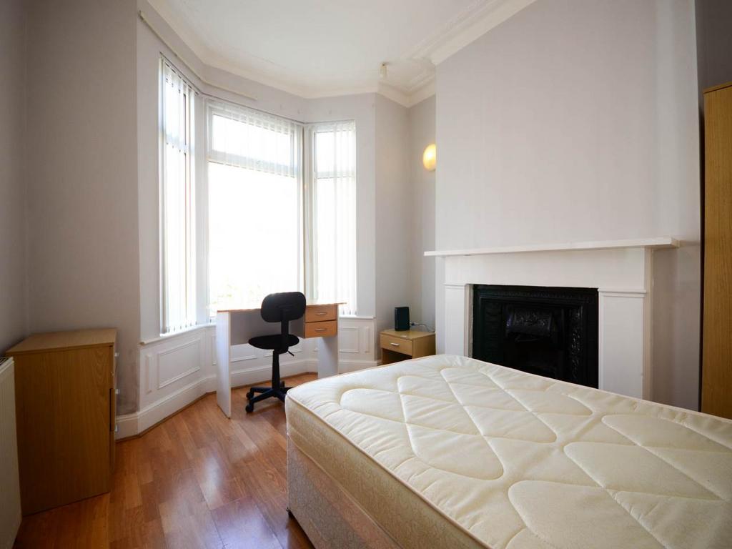 Empress Road, Kensington Fields... 3 bed house share to rent £1,625
