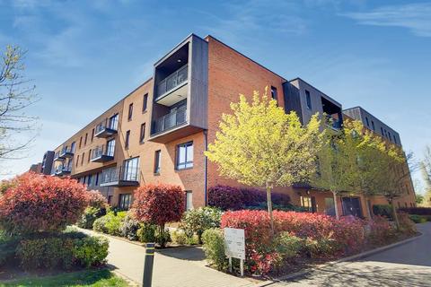 3 bedroom apartment for sale, Johnson Court, Kidbrooke, SE9