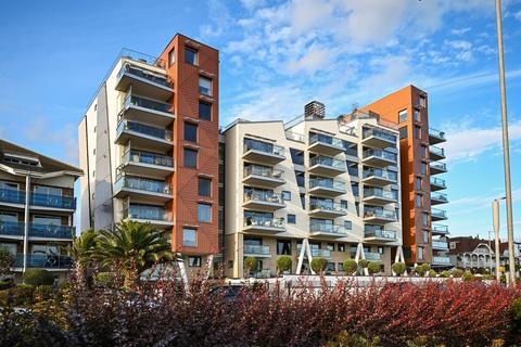 3 bedroom apartment for sale, 22-23 The Leas, Westcliff-on-Sea SS0