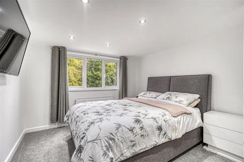 24 Barrett Road, Darlington, DL3 8LB