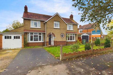 3 bedroom detached house for sale, Kendal Road, Longlevens, Gloucester