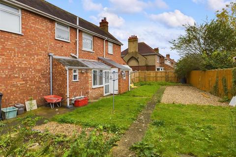 3 bedroom detached house for sale, Kendal Road, Longlevens, Gloucester