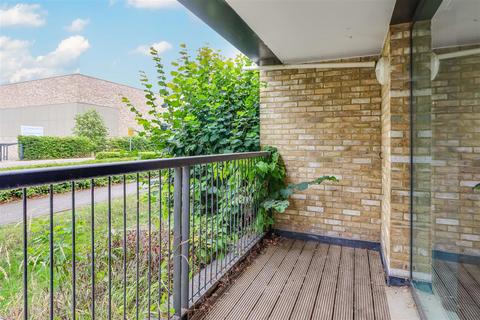 undefined, Woodpecker Way, Trumpington CB2
