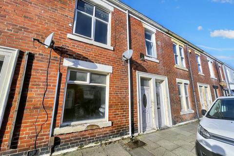 2 bedroom ground floor flat for sale, Frobisher Street, Hebburn, Tyne and Wear, NE31 2XB