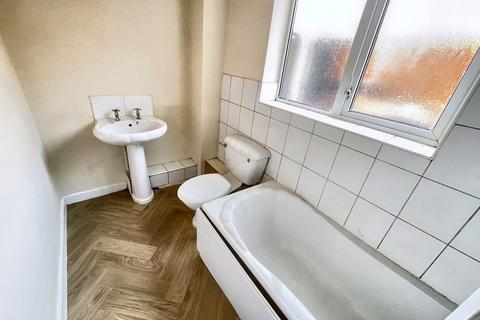 2 bedroom ground floor flat for sale, Frobisher Street, Hebburn, Tyne and Wear, NE31 2XB