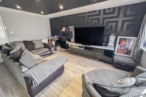 27 Don Close, Tilehurst, Reading, RG30 4YL