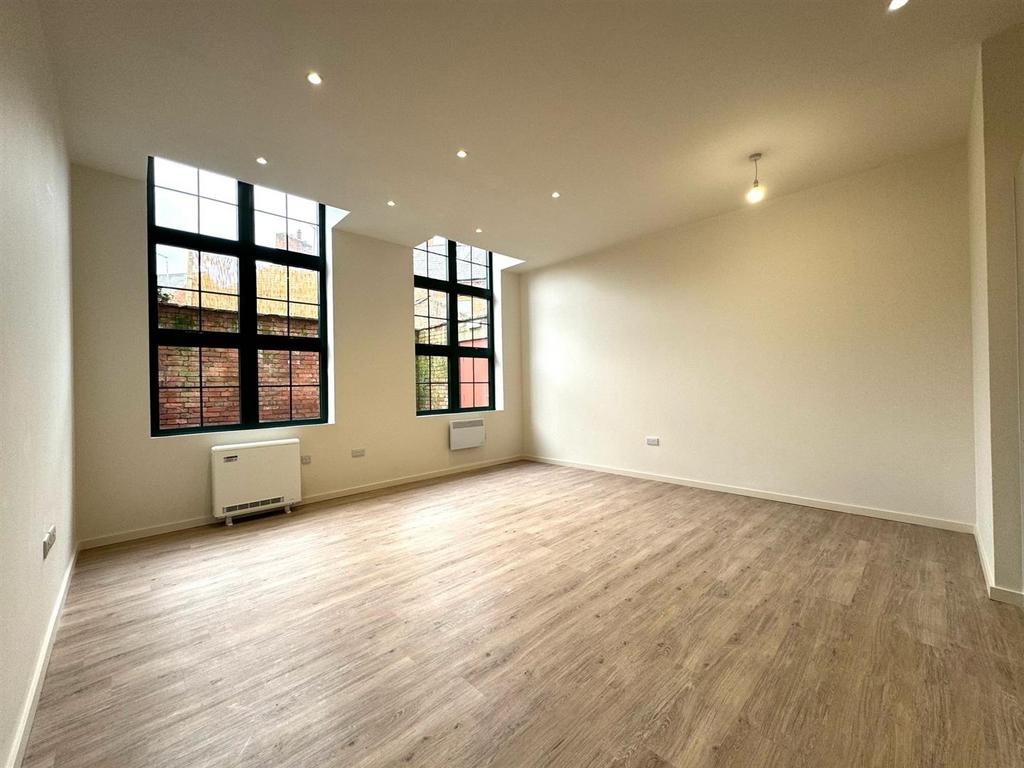 10 Victoria Street, Newark NG24 1 bed apartment to rent £750 pcm (£