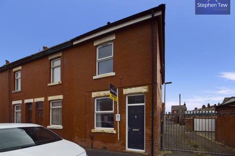 2 bedroom end of terrace house for sale, Drummond Avenue, Blackpool, FY3